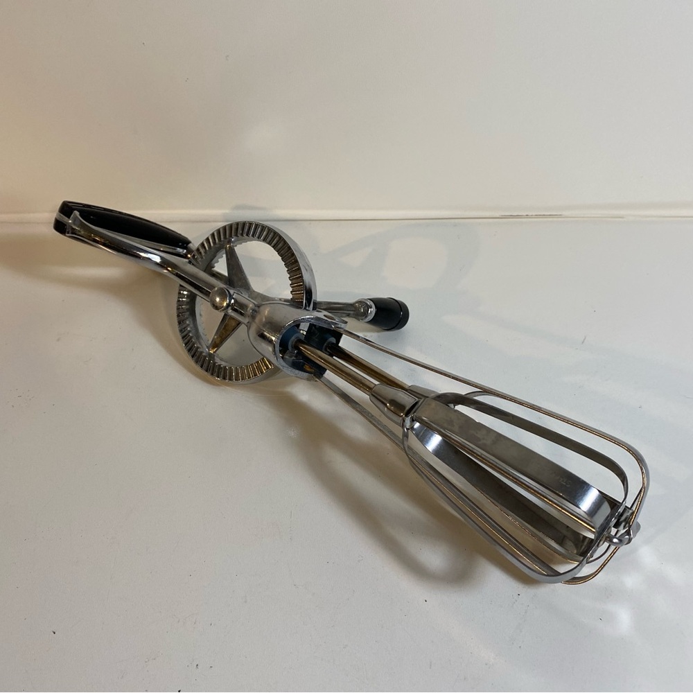 Vintage OEKCOO Hand Crank Stainless Steel Egg Beater Mixer